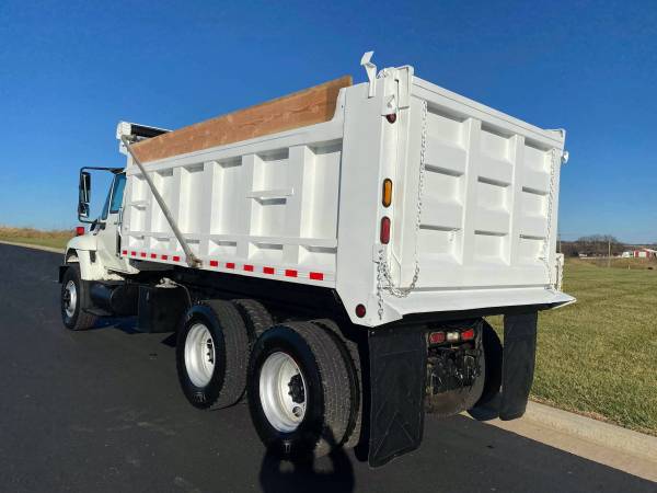 2009 INTERNATIONAL TANDEM DUMP WITH ONLY 46K ORIGINAL MILES WOW! -... for sale in Saint Joseph, MO – photo 9