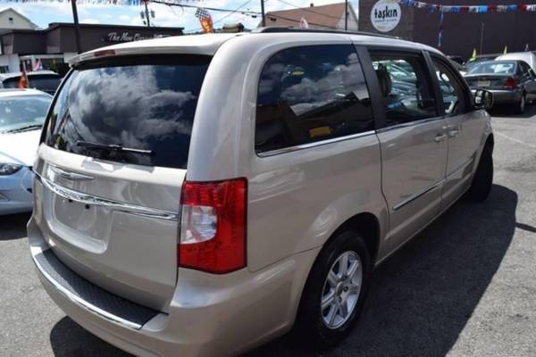 *2013* *Chrysler* *Town Country* *Touring 4dr Mini Van* for sale in Paterson, CT – photo 24