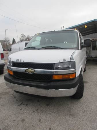 2005 Chevy Express Cab Van #10 - cars & trucks - by dealer - vehicle... for sale in Omaha, NE – photo 2