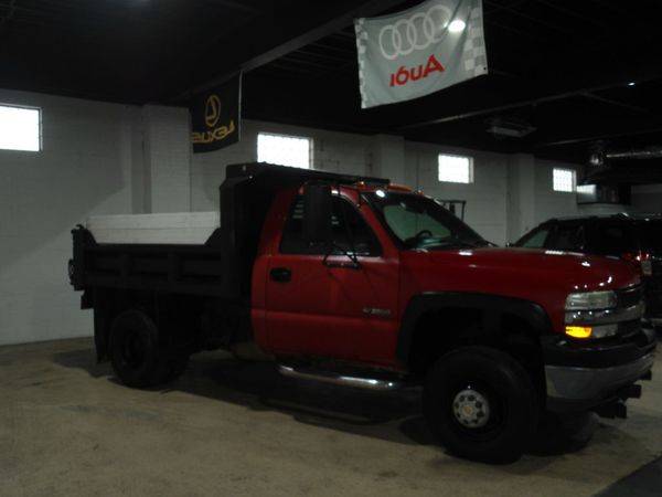 2001 CHEVROLET SILVERADO 3500 DUMP TRUCK - FINANCING AVAILABLE-Indoor for sale in PARMA, OH – photo 3