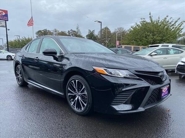 2020 Toyota Camry SE SE Sedan - cars & trucks - by dealer - vehicle... for sale in Milwaukie, OR – photo 7