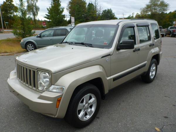 2011 JEEP PATRIOT 4X4 AUTOMATIC CLEAN RUNS/DRIVES GOOD GREAT LOW PRICE for sale in Milford, ME – photo 9