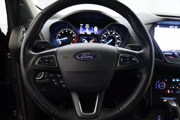 SPORTY Gray ESCAPE 2017 Ford Titanium SUV HEATED LEATHER for sale in Clinton, AR – photo 6
