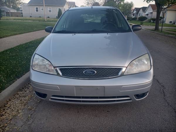 2005 Ford Focus for sale in Maywood, IL – photo 2