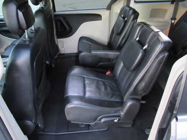 2014 Chrysler Town and Country Touring 4dr Mini Van for sale in Sacramento , CA – photo 15
