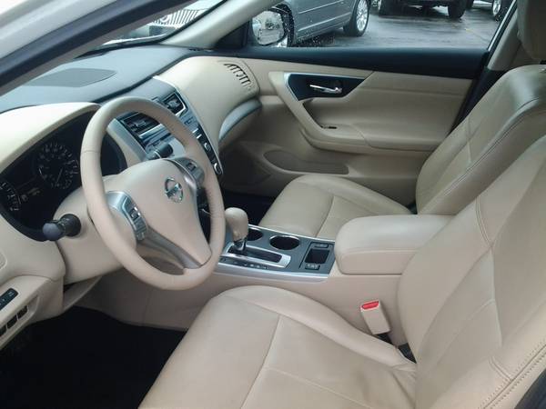 2015 Nissan Altima 2 5 SV - - by dealer - vehicle for sale in Bausman, PA – photo 9