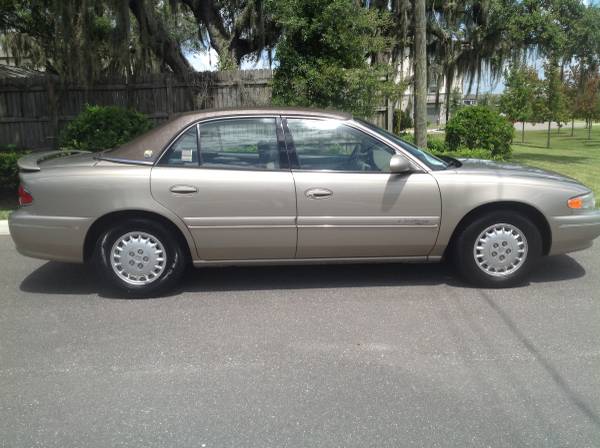 2001 Buick Century Limited.1 Owner. Cream Puff!! - cars & trucks -... for sale in Sarasota, FL – photo 2