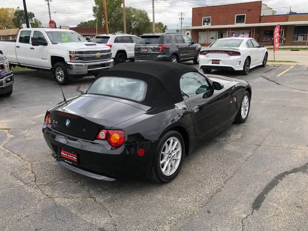 2004 BMW Z4 2.5i - cars & trucks - by dealer - vehicle automotive sale for sale in Green Bay, WI – photo 3