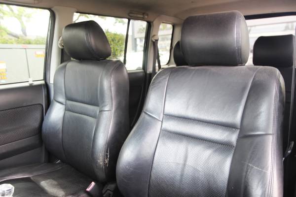 2005 SCION XB DROPPED RIMS MANUAL GAS SAVER! - - by for sale in Honolulu, HI – photo 17
