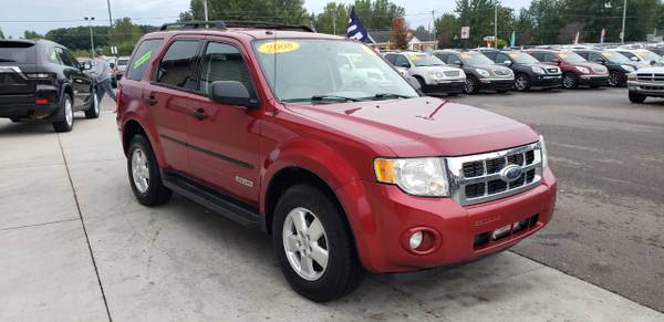 LOW MILES!! 2008 Ford Escape 4WD 4dr I4 Auto XLT for sale in Chesaning, MI – photo 4