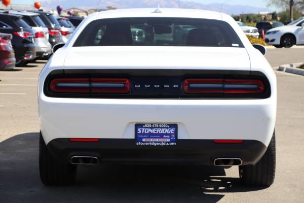 2016 Dodge Challenger Sxt Coupe coupe White for sale in Pleasanton, CA – photo 6