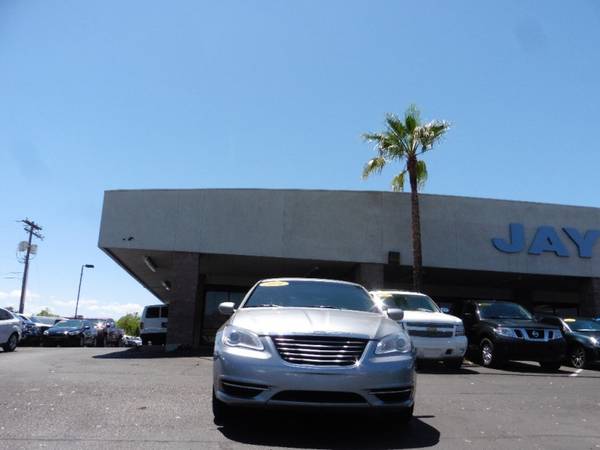 2014 Chrysler 200 4dr Sdn LX / CLEAN ARIZONA CARFAX / for sale in Tucson, AZ – photo 2