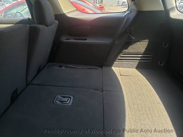 2007 Saturn Outlook AWD 4dr XE White - - by for sale in Woodbridge, District Of Columbia – photo 10