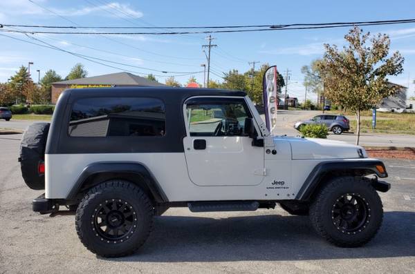 2006 Jeep Wrangler Unlimited for sale in Jeffersonville, IN – photo 2