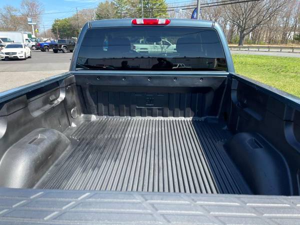 An Impressive 2013 Chevrolet Silverado 1500 TRIM with for sale in South Windsor, CT – photo 17