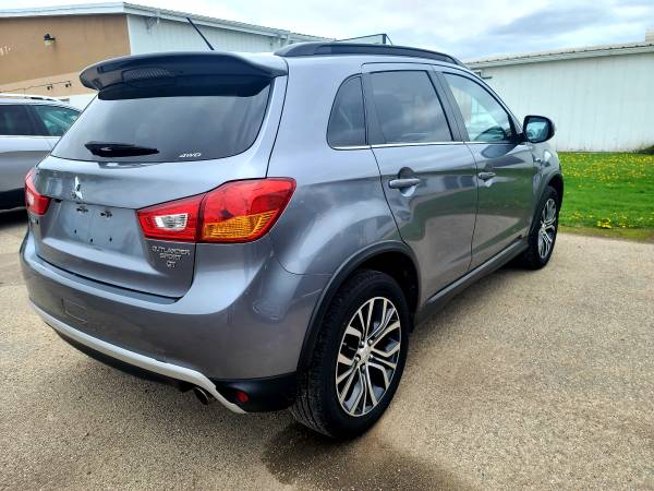 2016 Mitsubishi Outlander Sport - - by dealer for sale in Neenah, WI – photo 8