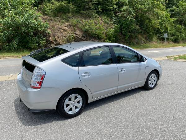 2008 Toyota Prius - cars & trucks - by dealer - vehicle automotive... for sale in Marshall, NC – photo 9
