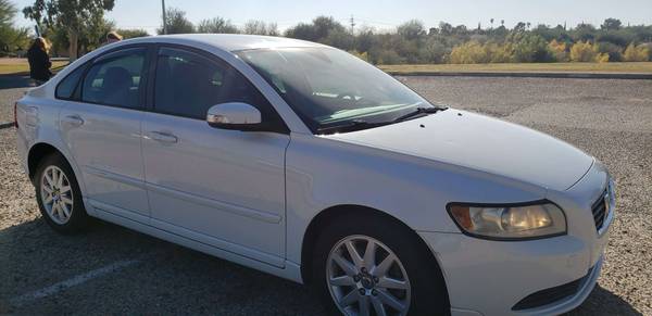 2008 VOLVO S40* LEATHER SEATS* SUPER CLEAN - cars & trucks - by... for sale in Tucson, AZ – photo 3