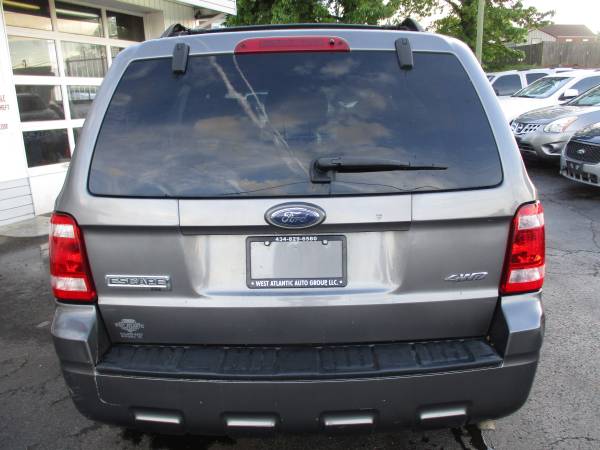 2009 ford Escape XLT 4WD, Leather inside - - by for sale in Roanoke, VA – photo 5
