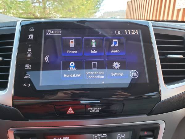 2017 Honda Pilot EX-L AWD, Leather, Roof, Apple CarPlay, Android for sale in Belmont, MA – photo 22