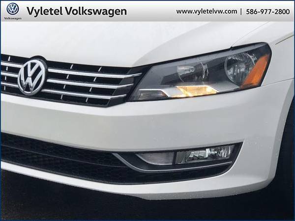 2014 Volkswagen Passat sedan 4dr Sdn 2.0L DSG TDI SEL Premium -... for sale in Sterling Heights, MI – photo 6