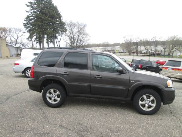 2006 Mazda Tribute (AWD) - - by dealer - vehicle for sale in Hutchinson, MN – photo 4