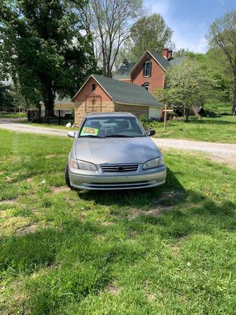 2001 Toyota Camry LE for sale in Martinsville, IN – photo 2
