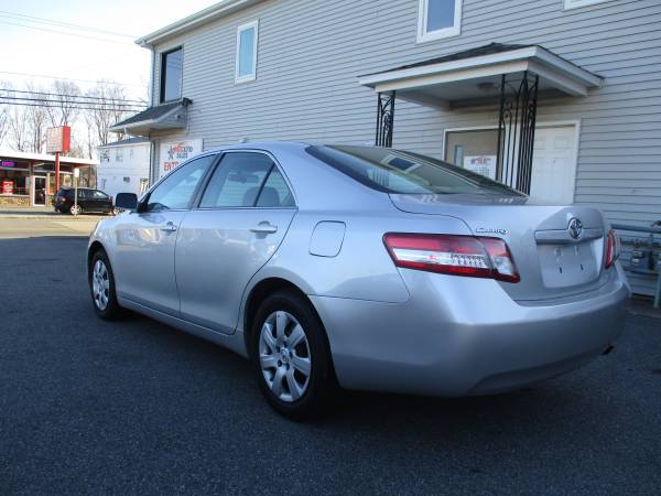 2010 TOYOTA CAMRY 4CYL GAS SAVER - - by dealer for sale in Providence, RI – photo 5