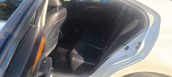2015 Lexus ES ES 300h Sedan 4D - FREE CARFAX ON EVERY VEHICLE - cars... for sale in Los Angeles, CA – photo 17