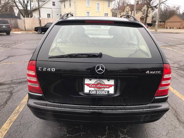 2004 MERCEDES-BENZ C-CLASS - cars & trucks - by dealer - vehicle... for sale in Kenosha, WI – photo 9