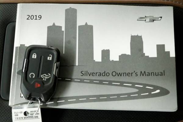 TOUGH White SILVERADO 2019 Chevy 1500 HIGH COUNTRY 4X4 4WD Crew for sale in Clinton, KS – photo 17