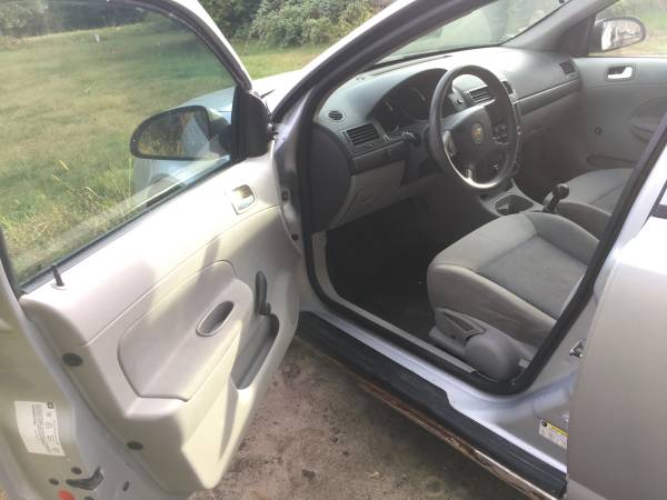 2006 Chevy Cobalt $750 *** NEEDS CLUTCH REPLACED***need gone asap for sale in Eau Claire, WI – photo 11