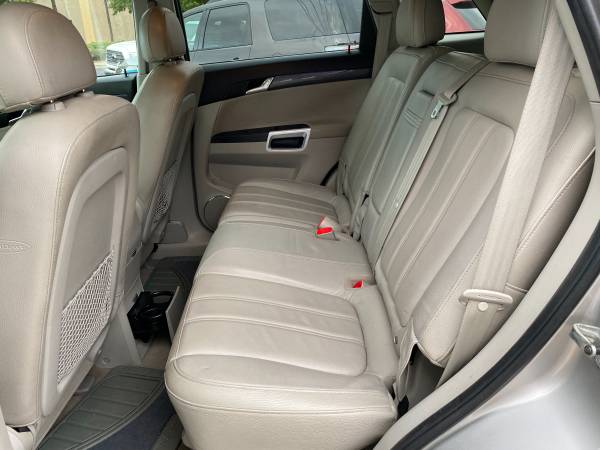 2008 Saturn Vue Hybrid ** LEATHER! SUPER CLEAN * - cars & trucks -... for sale in Tallahassee, FL – photo 9