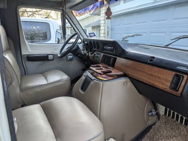 1985 Dodge B250 Conversion Van for sale in Austin, TX – photo 4