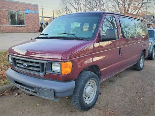 2003 Ford Econoline E-150 - - by dealer - vehicle for sale in Ankeny, IA – photo 10