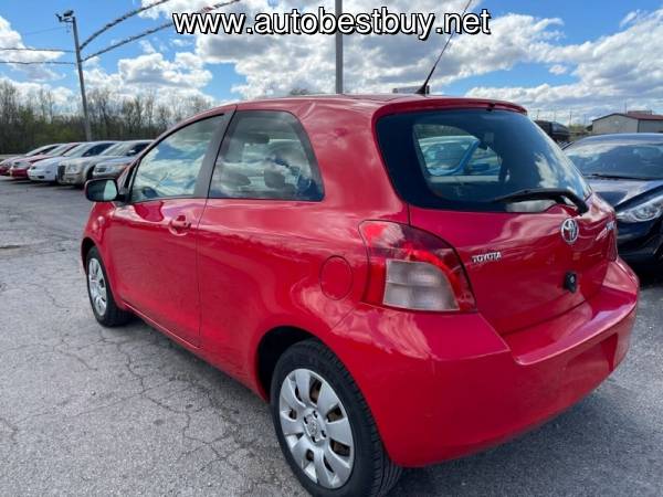 2007 Toyota Yaris Base 2dr Hatchback 4A Call for Steve or Dean for sale in Murphysboro, IL – photo 4