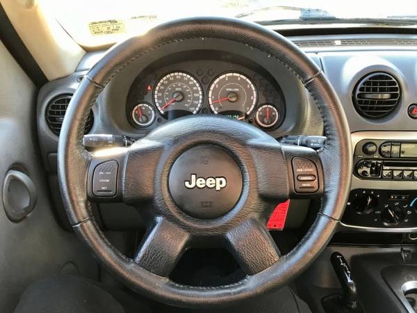 2007 Jeep Liberty Sport 4dr SUV 4WD - cars & trucks - by dealer -... for sale in Depew, NY – photo 22