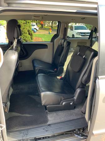 2016 Dodge Grand Caravan - cars & trucks - by owner - vehicle... for sale in Enfield, CT – photo 2