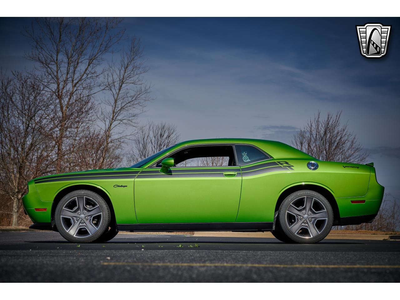 2011 Dodge Challenger for sale in O'Fallon, IL – photo 4