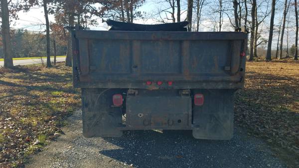 2001 Chevrolet 3500 HD Dump Truck - cars & trucks - by owner -... for sale in Woodbine, WV – photo 9