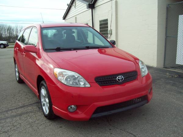 2005 TOYOTA MATRIX XR 4WD - cars & trucks - by dealer - vehicle... for sale in FRANKLIN, IN – photo 2