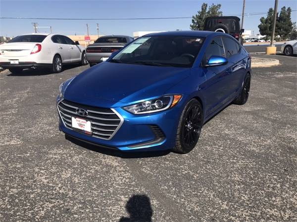 2018 Hyundai Elantra SE sedan Electric Blue Metallic - cars & trucks... for sale in El Paso, TX – photo 3