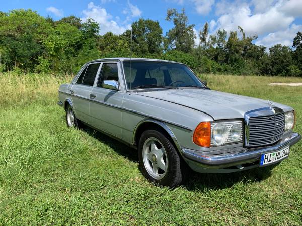 1981 Mercedes Benz E280 ~ Sweet Ride ~ New Tires ~ Auto4you for sale in Sarasota, FL – photo 3