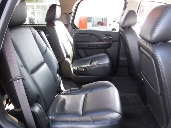 2011 CADILLAC ESCALADE LUXURY**SUPER CLEAN**MUST SEE**FINANCING AVAILA for sale in redford, MI – photo 11