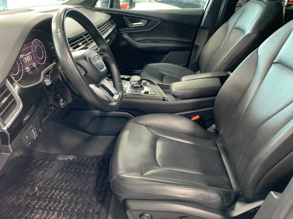 2018 Audi Q7 3 0T quattro Premium Plus - - by dealer for sale in Springfield, IL – photo 6