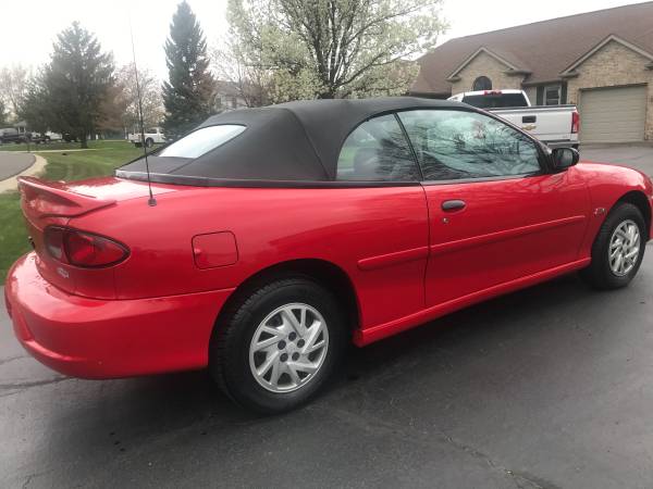 Sold 2000 Chevy Cavalier Z24 Convertible (Low miles) - cars & for sale in Elgin, IL – photo 6