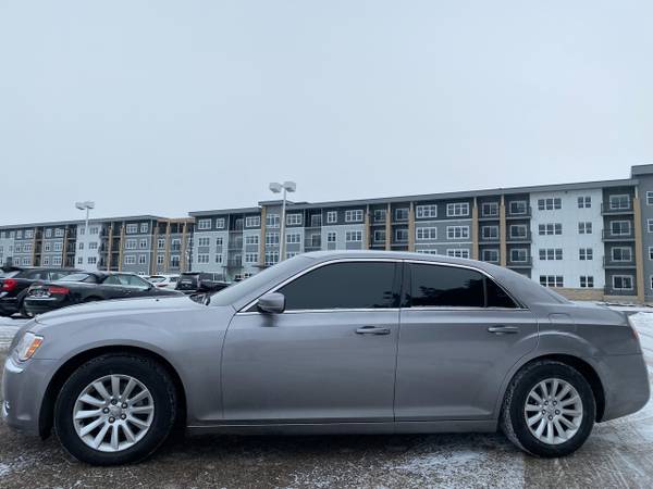 2014 Chrysler 300 4dr Sdn RWD - - by dealer - vehicle for sale in Portage, WI – photo 3