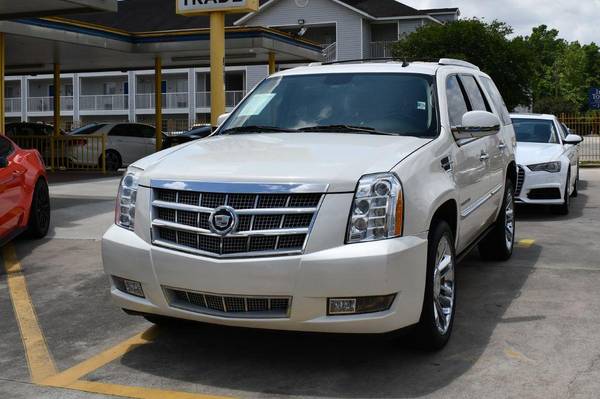 2010 CADILLAC ESCALADE PLATINUM - - by dealer for sale in Houston, TX – photo 2