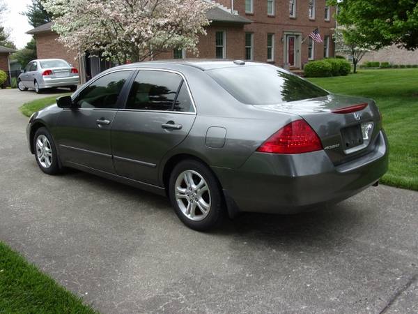 2007 Honda Accord EX-L, 1-Owner, 139K, Leather, Sunroof - cars & for sale in Lexington, KY – photo 4