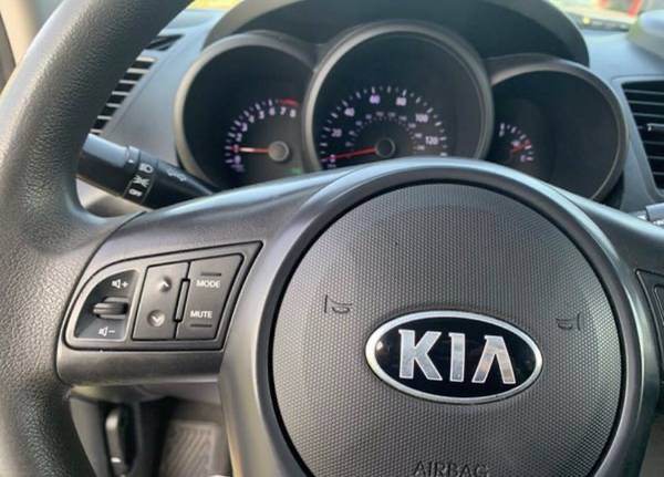 2013 Kia Soul 4D must sell - cars & trucks - by owner - vehicle... for sale in Buda, TX – photo 17